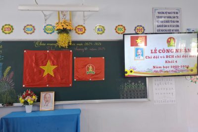 Lễ công nhận chi đội và BCH chi đội mới khối 4 nhiệm kỳ năm học 2025-2026